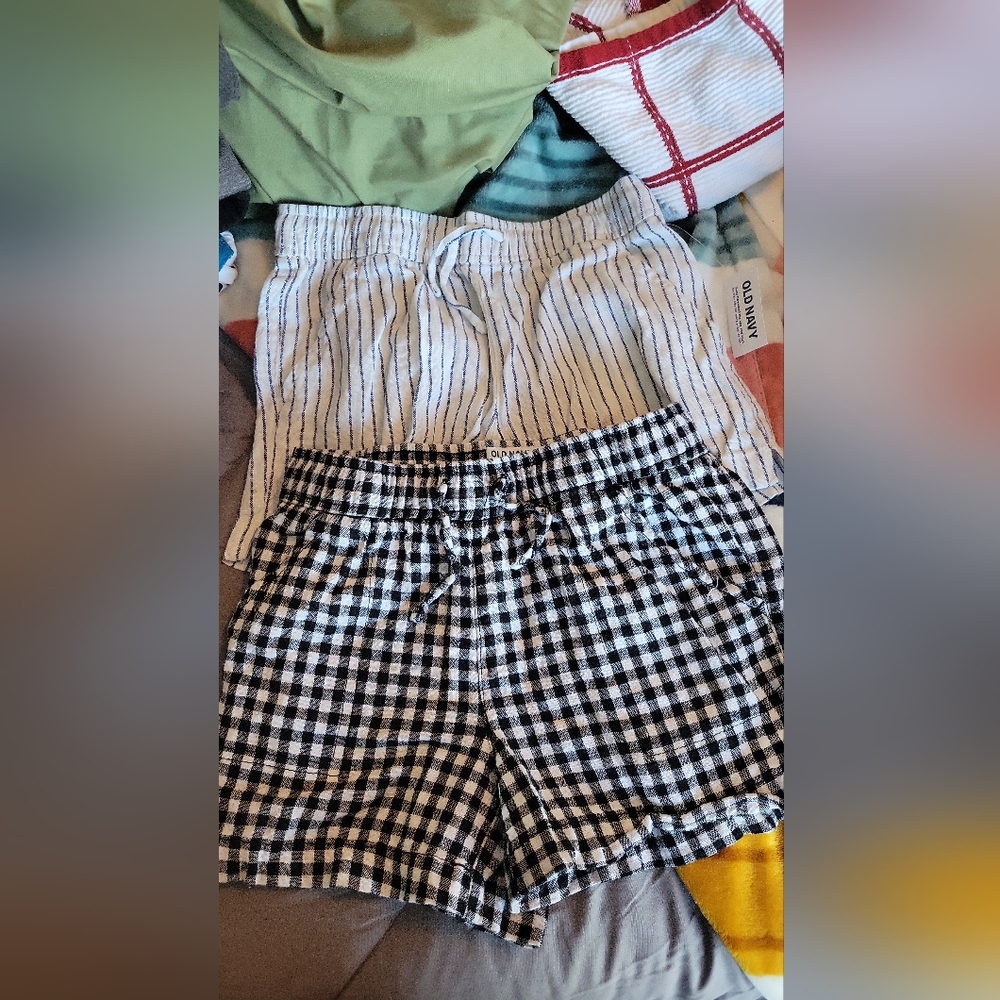 Old navy shorts